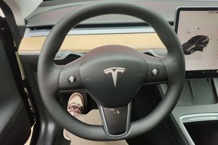 特斯拉 Model Y 2022款 后轮驱动版局部细节13