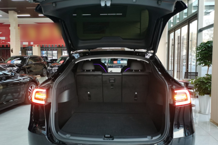 特斯拉 Model Y 2024款 后轮驱动版机舱底盘23