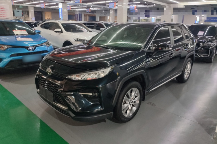 丰田 威兰达 2022款 2.0L CVT两驱豪华版车身外观1