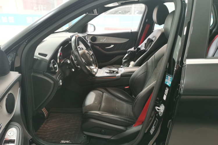 奔驰GLC AMG 2018款 AMG GLC 63 4MATIC+中控内饰19