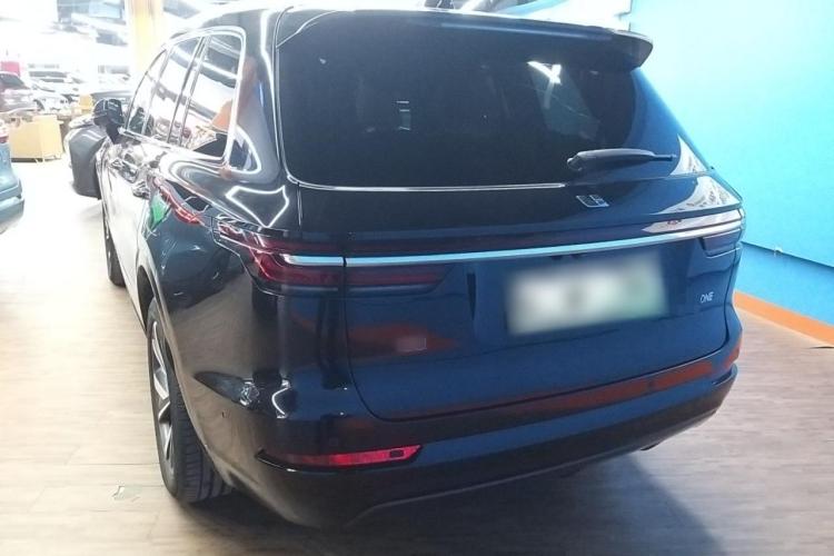 理想汽车 理想ONE 2021款 增程6座版车身外观6