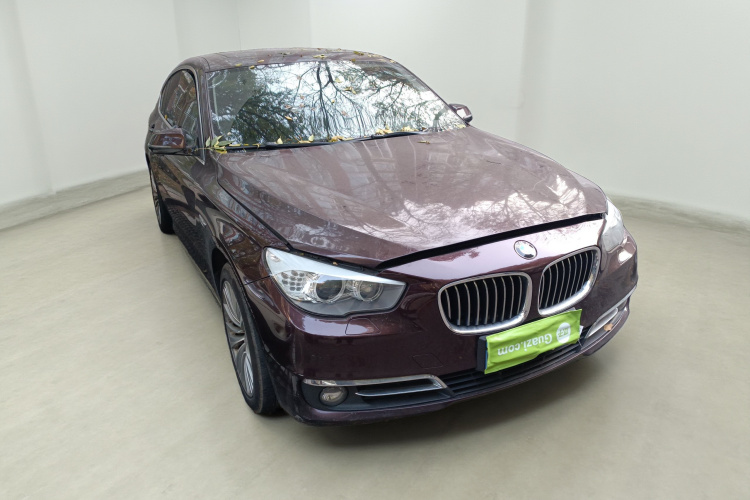宝马5系GT 2014款 535i 豪华型车身外观3