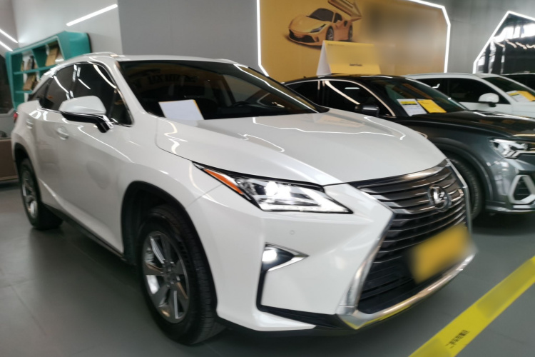 雷克萨斯RX 2016款 300 两驱精英版 国V车身外观3