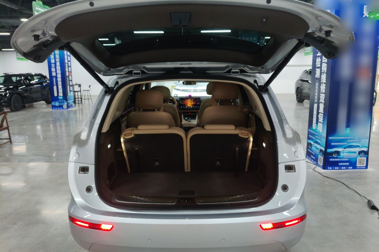 鸿蒙智行 问界M7 2024款 1.5T 智驾四驱Pro版 6座局部细节23