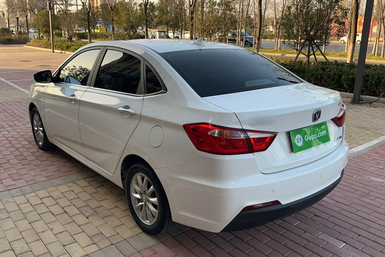 长安 悦翔V7 2016款 1.6L 自动乐享型 国V车身外观6006