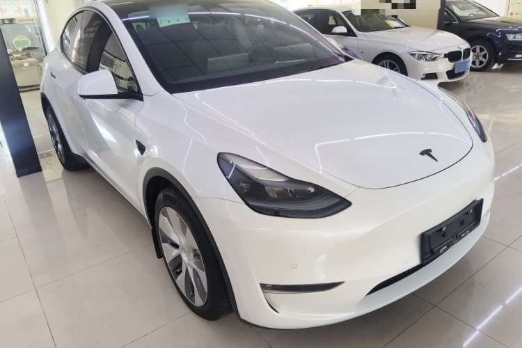 特斯拉 Model Y 2022款 长续航全轮驱动版车身外观6002