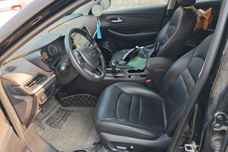 广汽传祺 传祺GA4 2018款 200T 自动尊享版中控内饰19