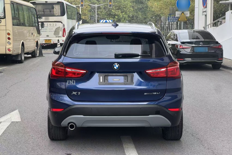 宝马X1 2018款 sDrive18Li 时尚型车身外观6004