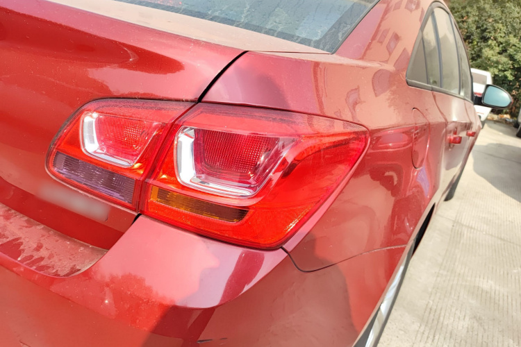 雪佛兰 科鲁兹 2015款 1.5L 经典 SE MT车身外观9