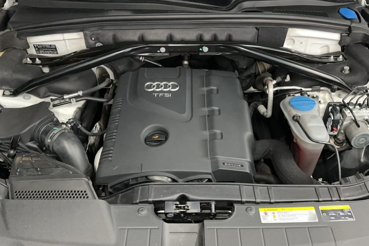 奥迪Q5 2013款 40 TFSI 舒适型局部细节24