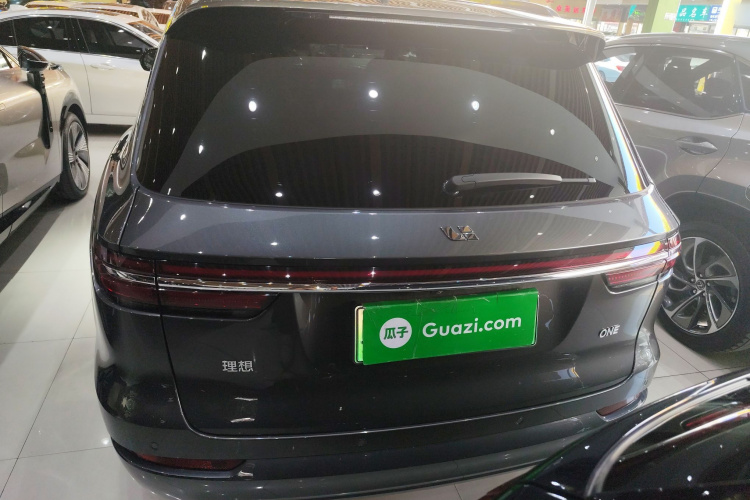 理想汽车 理想ONE 2021款 增程6座版车身外观6