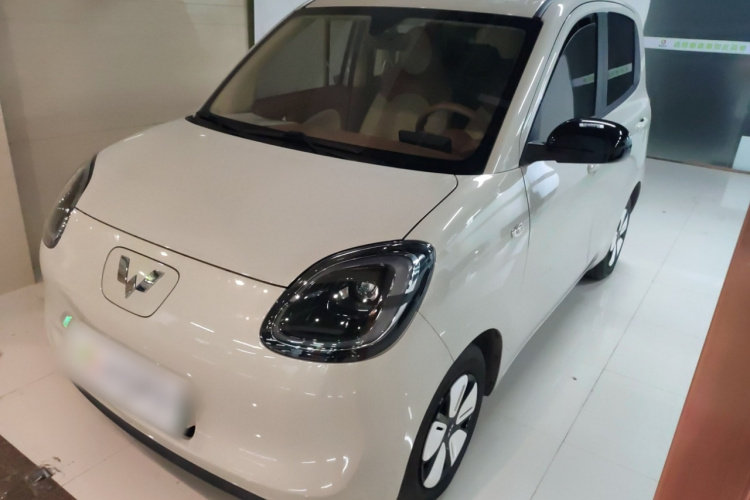 五菱汽车 宏光MINIEV 2025款 四门版 进阶款车身外观1