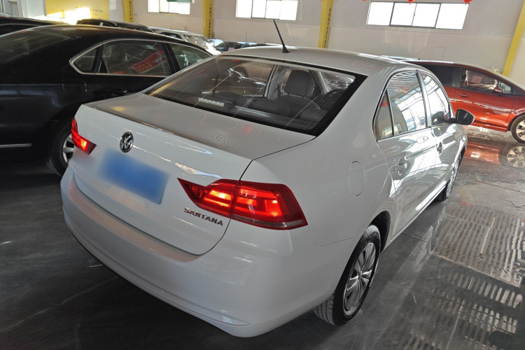 大众 桑塔纳 2021款 1.5L 手动风尚版车身外观7