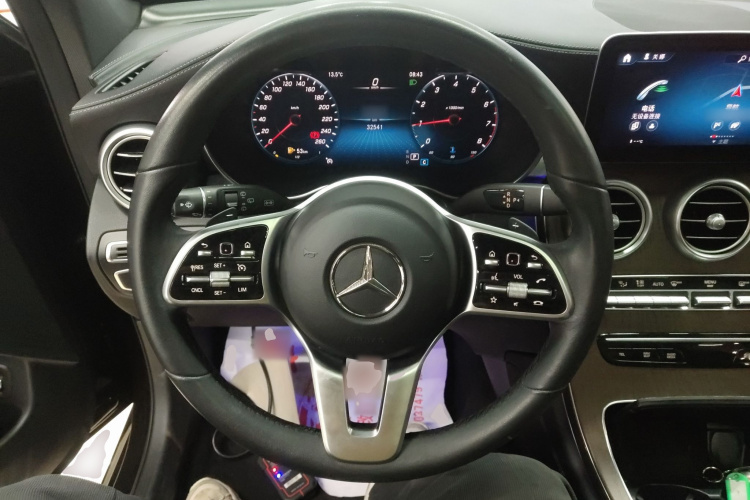 奔驰GLC 2022款 改款 GLC 260 L 4MATIC 豪华型中控内饰13
