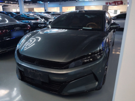 比亚迪 汉L 2025款 DM-p 四驱激光雷达旗舰型