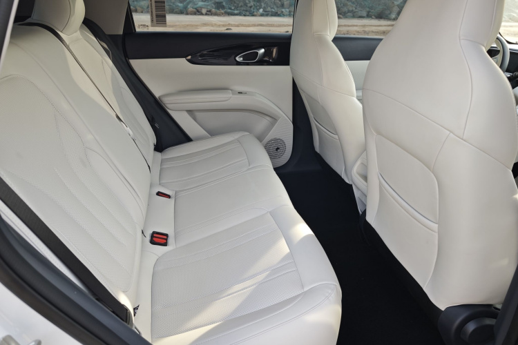 吉利银河 星愿 2025款 310km 青春版中控内饰7003