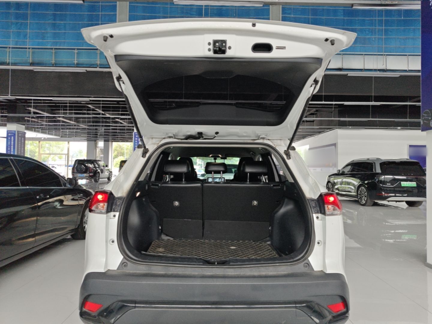 车300二手车图片