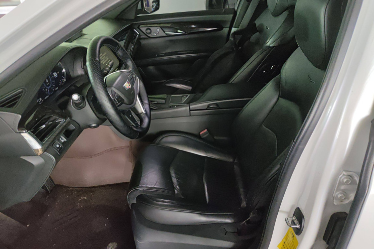 凯迪拉克CT6 2017款 28T 豪华型中控内饰19