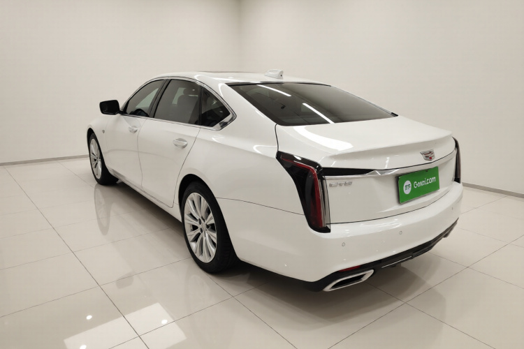 凯迪拉克CT6 2023款 28T 尊贵型车身外观5