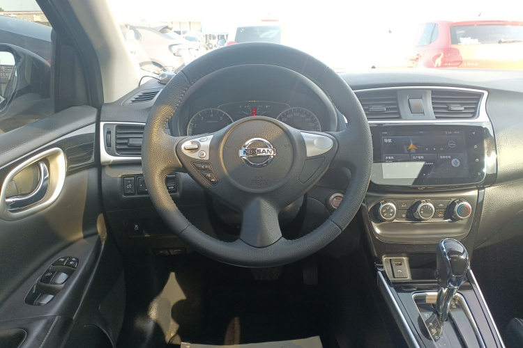 日产 轩逸 2019款 1.6XV CVT智联尊享版 国VI中控内饰13