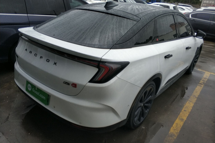 ARCFOX极狐 极狐 阿尔法S(ARCFOX αS) 2023款 先行版车身外观7