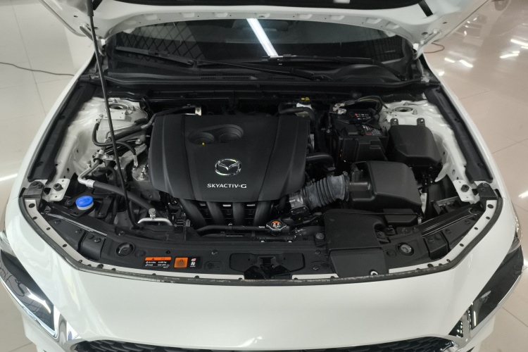 马自达3 昂克赛拉 2022款 2.0L 自动质擎版机舱底盘24
