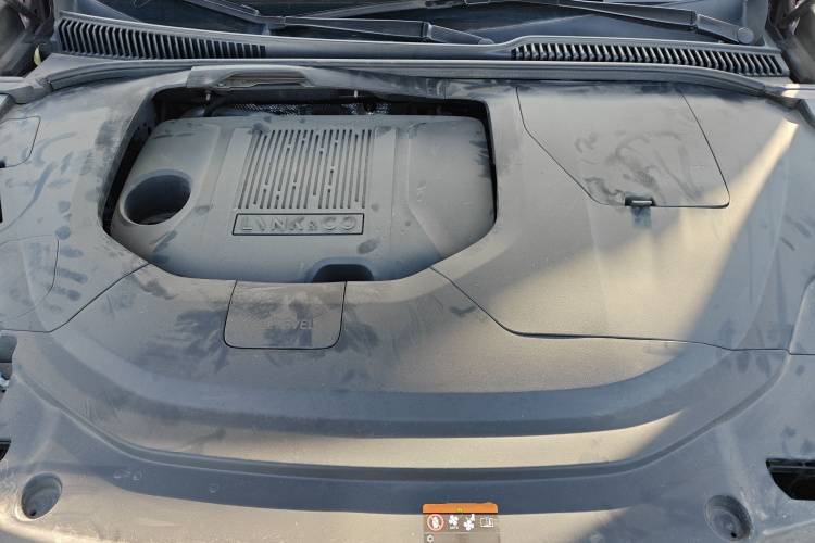 领克06 2023款 Remix 1.5T Shero机舱底盘24