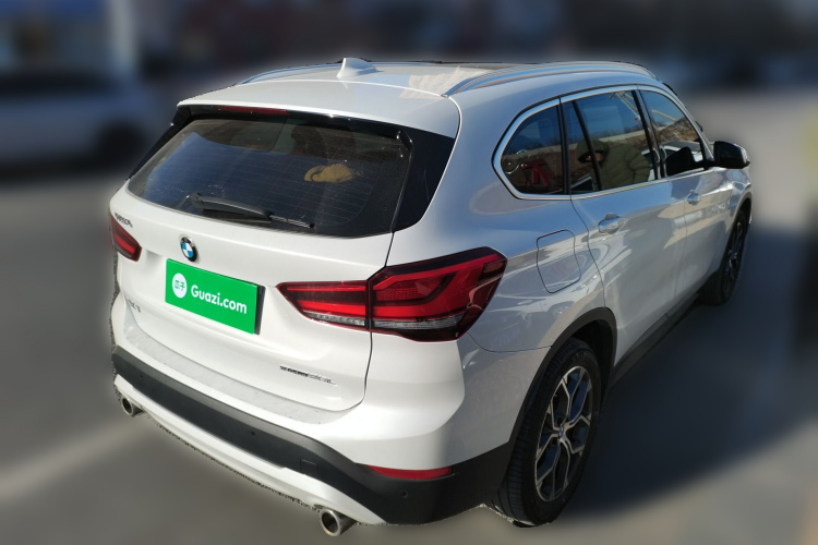 宝马X1 2021款 sDrive25Li 领先型车身外观6005