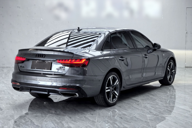 奥迪A4L 2022款 40 TFSI 豪华动感型车身外观6006