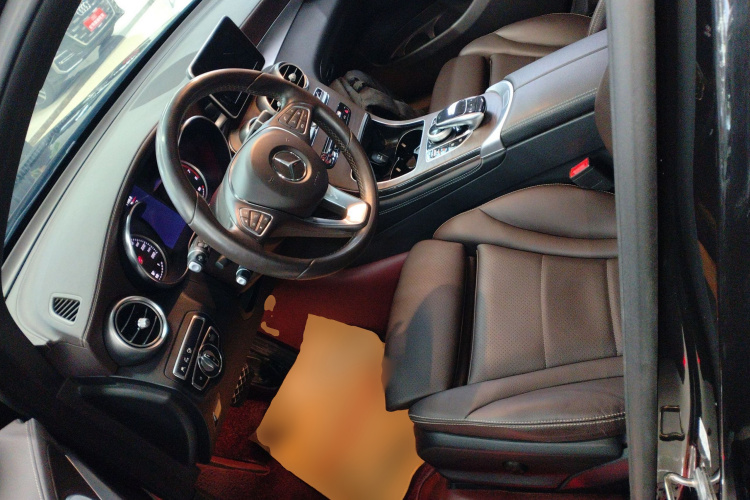 奔驰GLC 2019款 改款 GLC 300 L 4MATIC 动感型中控内饰19