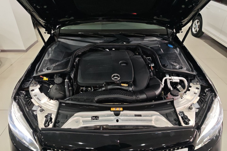 奔驰C级 2019款 C 260 L 运动版局部细节24