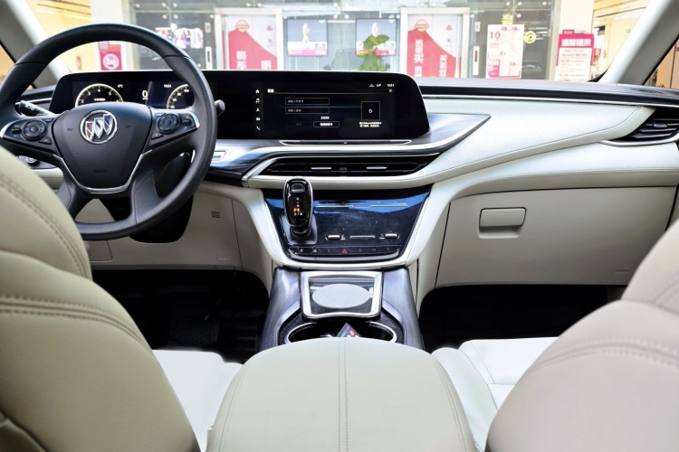 别克GL8 2020款 ES陆尊 653T 舒适型中控内饰7004