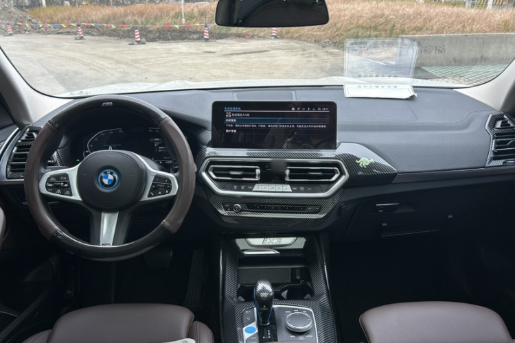 宝马iX3 2022款 领先型中控内饰7005