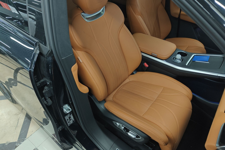 小鹏G9 2025款 625 长续航 Max局部细节41