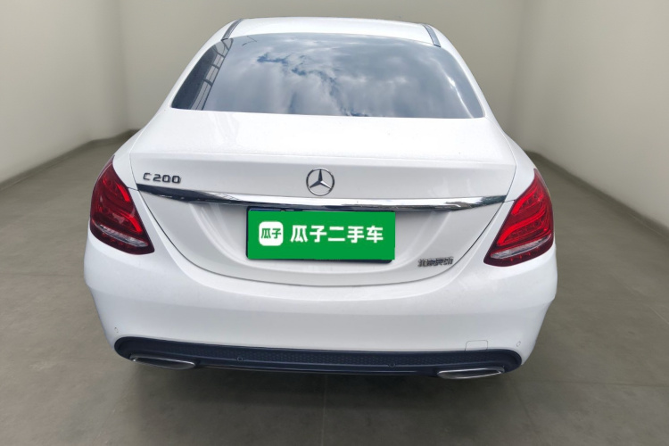 奔驰C级 2017款 C 200 运动版车身外观6