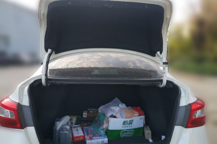 日产 轩逸 2016款 1.6XE CVT舒适版中控内饰23