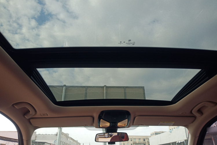 宝马3系 2021款 改款 320Li M运动套装中控内饰22