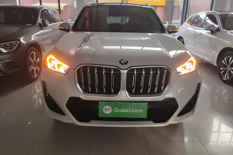 宝马X1 2023款 sDrive25Li M运动套装车身外观2