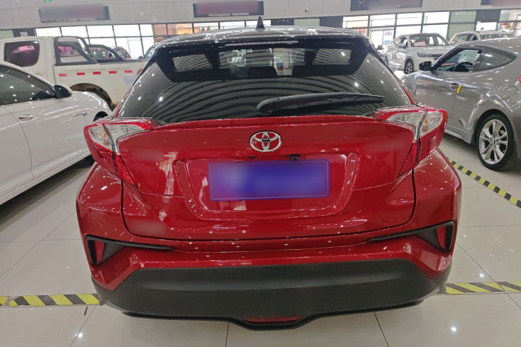 丰田C-HR 2020款 2.0L 领先版车身外观6