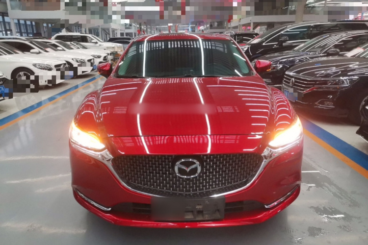 马自达 阿特兹 2020款 2.0L 蓝天时尚版车身外观2