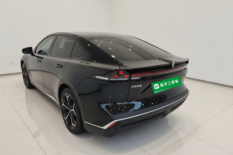 深蓝汽车 深蓝SL03 2023款 200Max增程版车身外观5