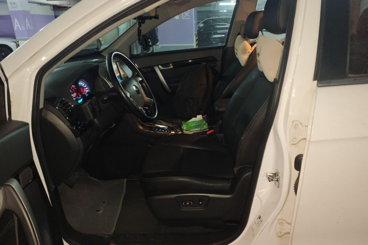 雪佛兰 科帕奇 2014款 2.4L 四驱旗舰版 7座局部细节19