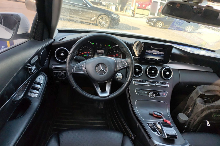奔驰C级 2016款 C 200 L 运动型中控内饰13
