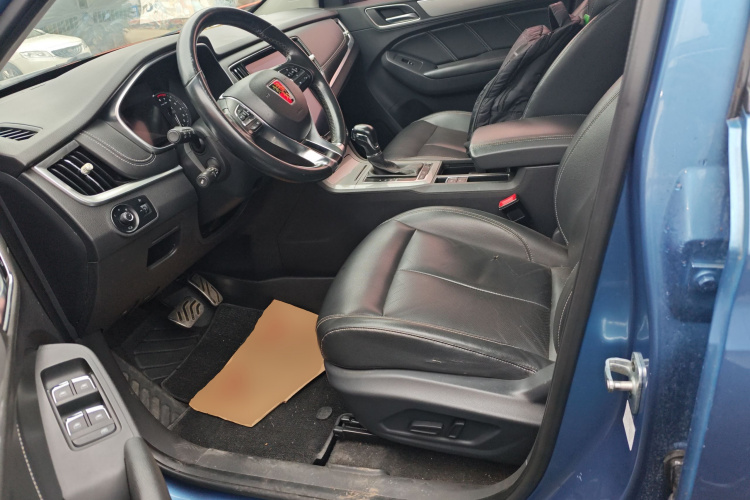 荣威RX5 2016款 30T 两驱自动互联网智享版中控内饰19