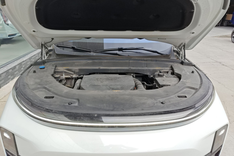 理想汽车 理想L7 2023款 Pro机舱底盘24