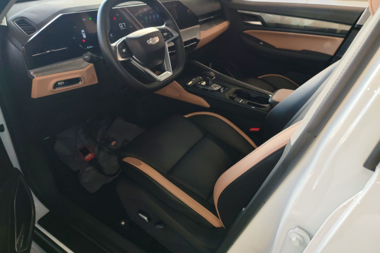 吉利汽车 豪越PRO 2024款 1.5T DCT 纵横+中控内饰19