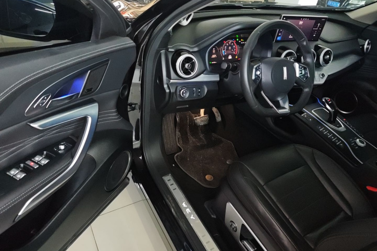 魏牌 VV7 2020款 2.0T 旗舰型中控内饰7003