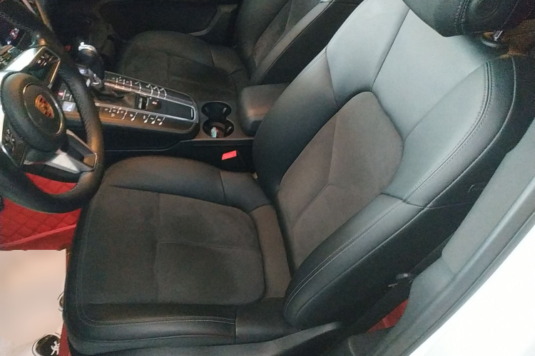 保时捷 2017款  Macan 2.0T中控内饰19