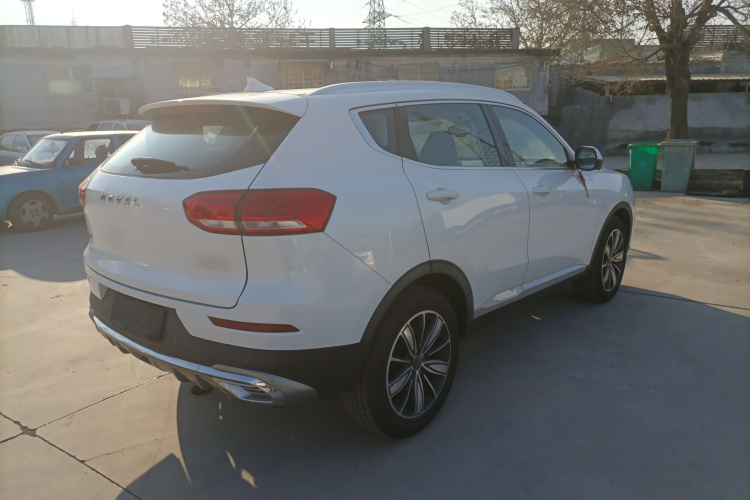 哈弗H6 2021款 1.5T 自动冠军版车身外观7