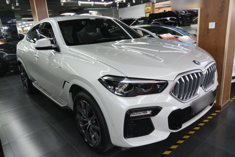 宝马X6 2021款 xDrive30i M运动套装车身外观3